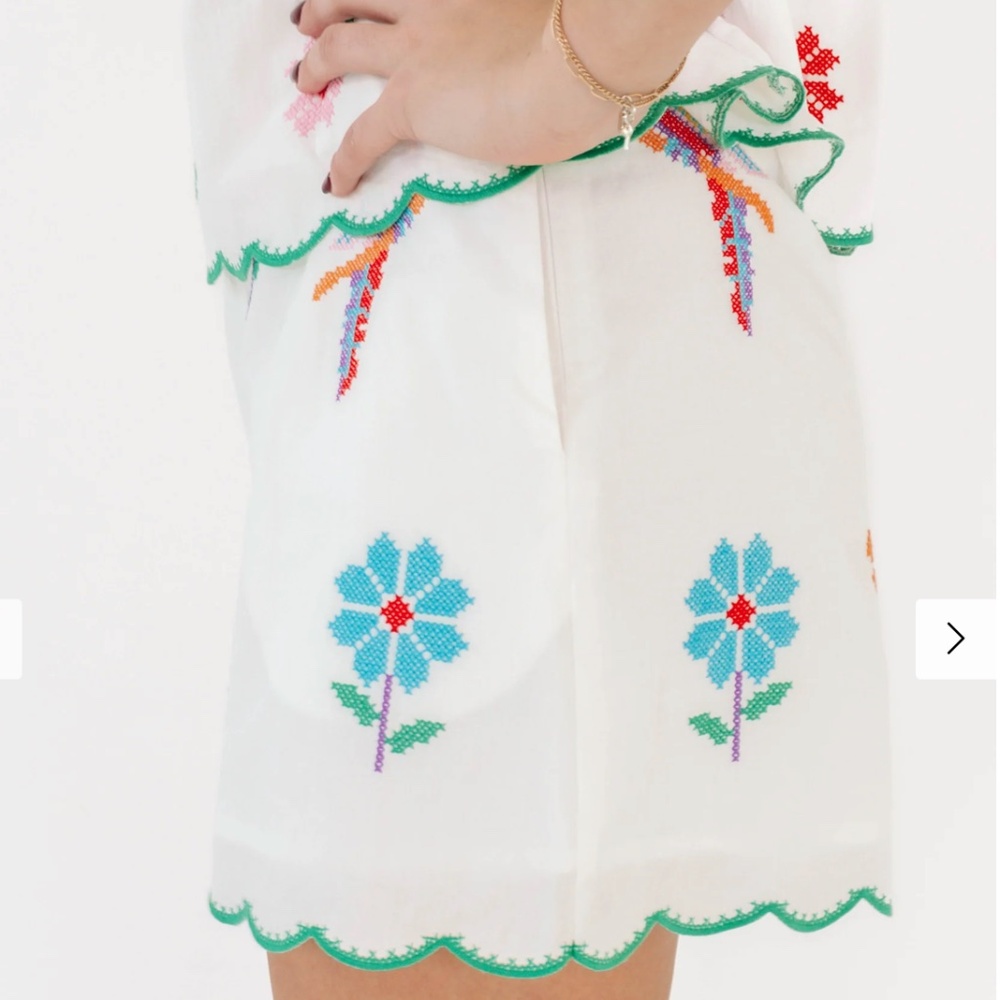 J. Marie tessie shorts embroidered Large L nwt - Picture 3 of 7